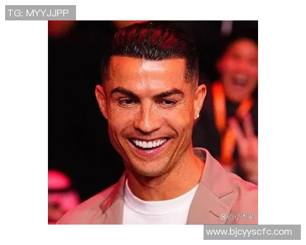 白发中分的足球明星如何在绿茵场上书写传奇人生与不老传说